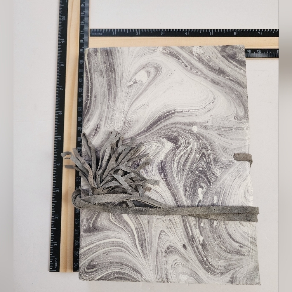 Anthropologie Unisex Leather Marble Grey & Gold Journal Sketch Book Wrap Closure - Picture 5 of 10
